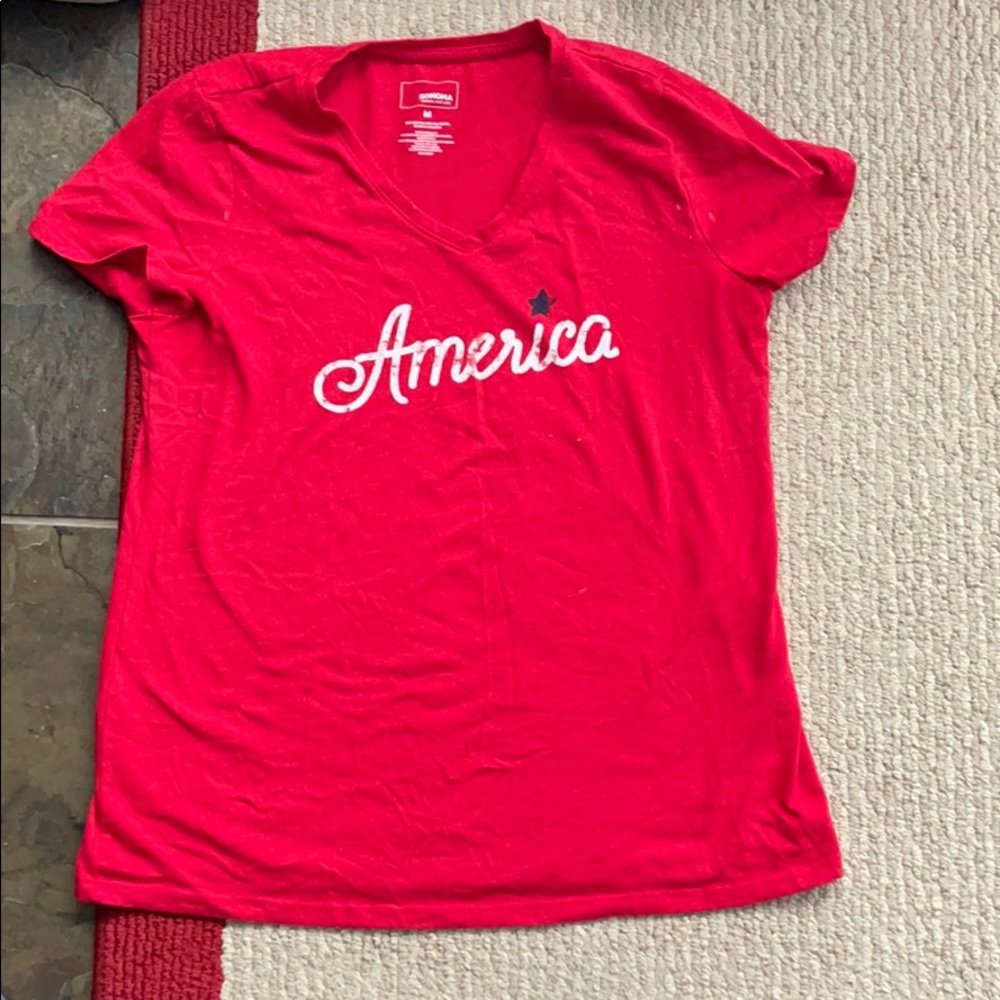 Cute Sonoma red America shirt size M!